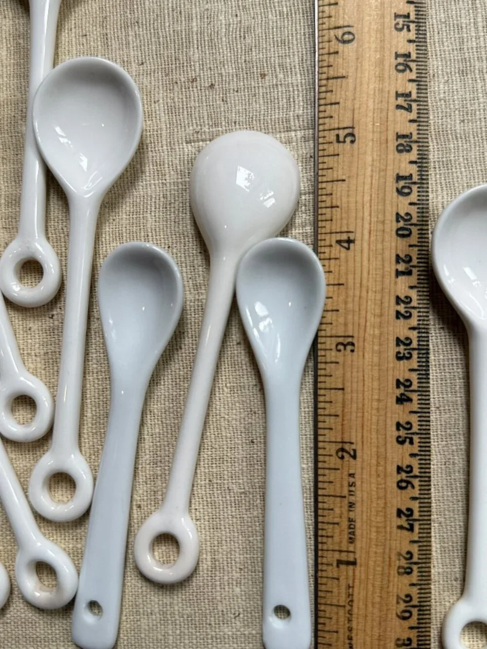 Small Porcelain Ceramic Spice Jar Spoons 9